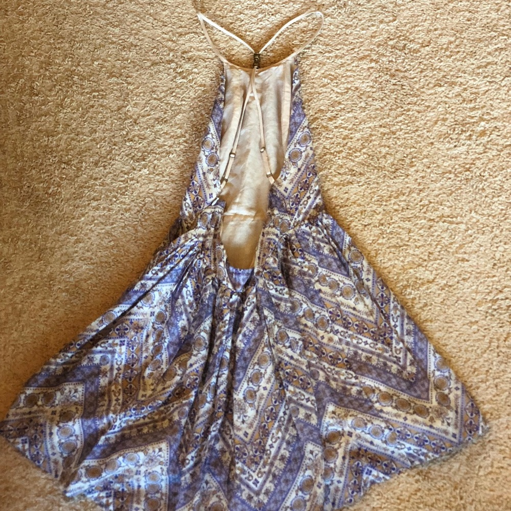 Ecot Dress - Picture 3 of 3